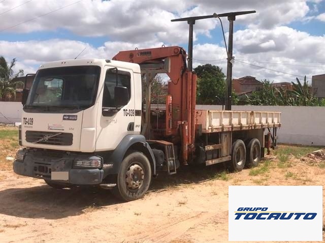 VOLVO VM 310 6X4R ANO 2010/2010