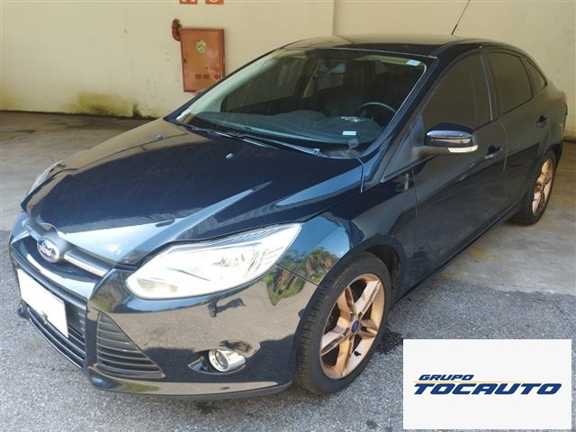FORD FOCUS SE AT 2.0  ANO 2014/2015